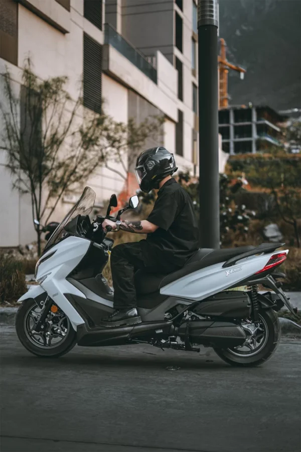 X-TOWN 250i ABS